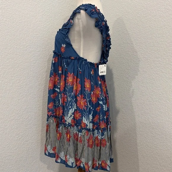 FREE PEOPLE Bali Wild Daisy Slip /
Stellar Combo size Medium - Picture 8 of 14